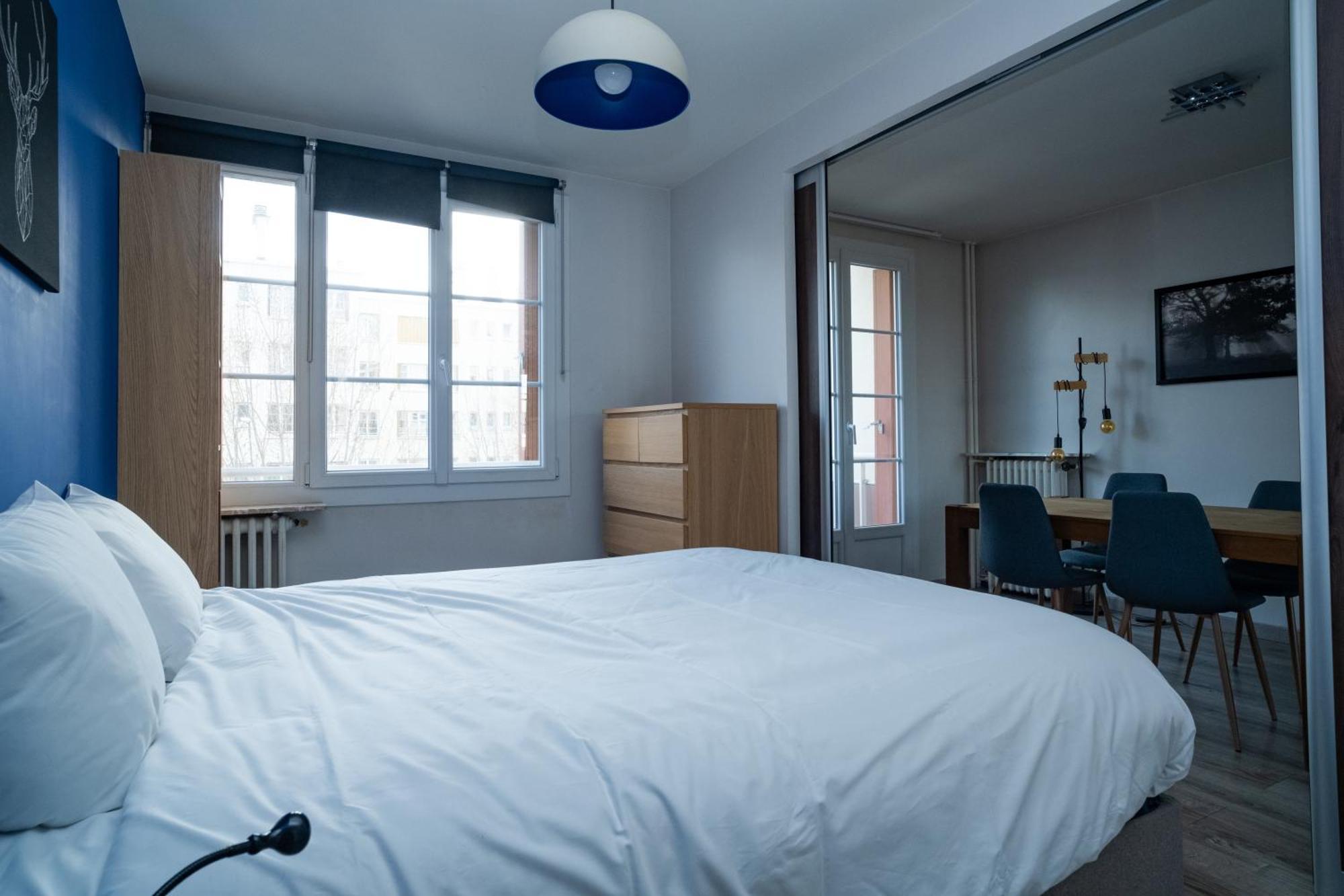 Apartamento Joli T2 Proche Du Metro Avec Vue Tour Eiffel Issy-les-Moulineaux Exterior foto